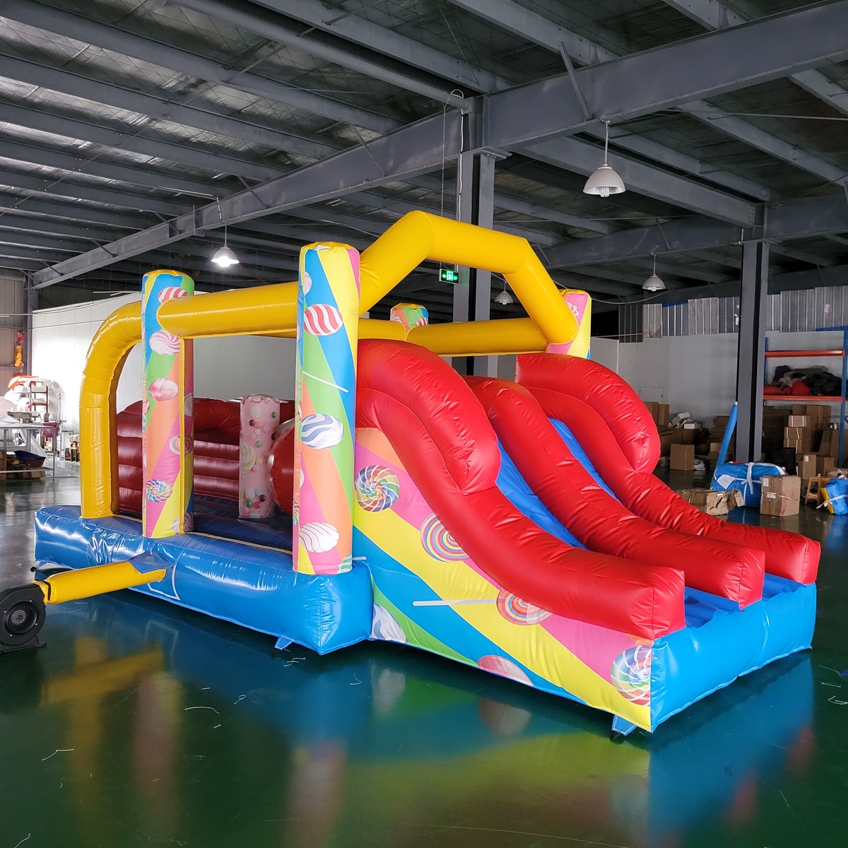 Play Kids Outdoor - Commerciële PVC-zeil kinder opblaasbare kasteel trampoline