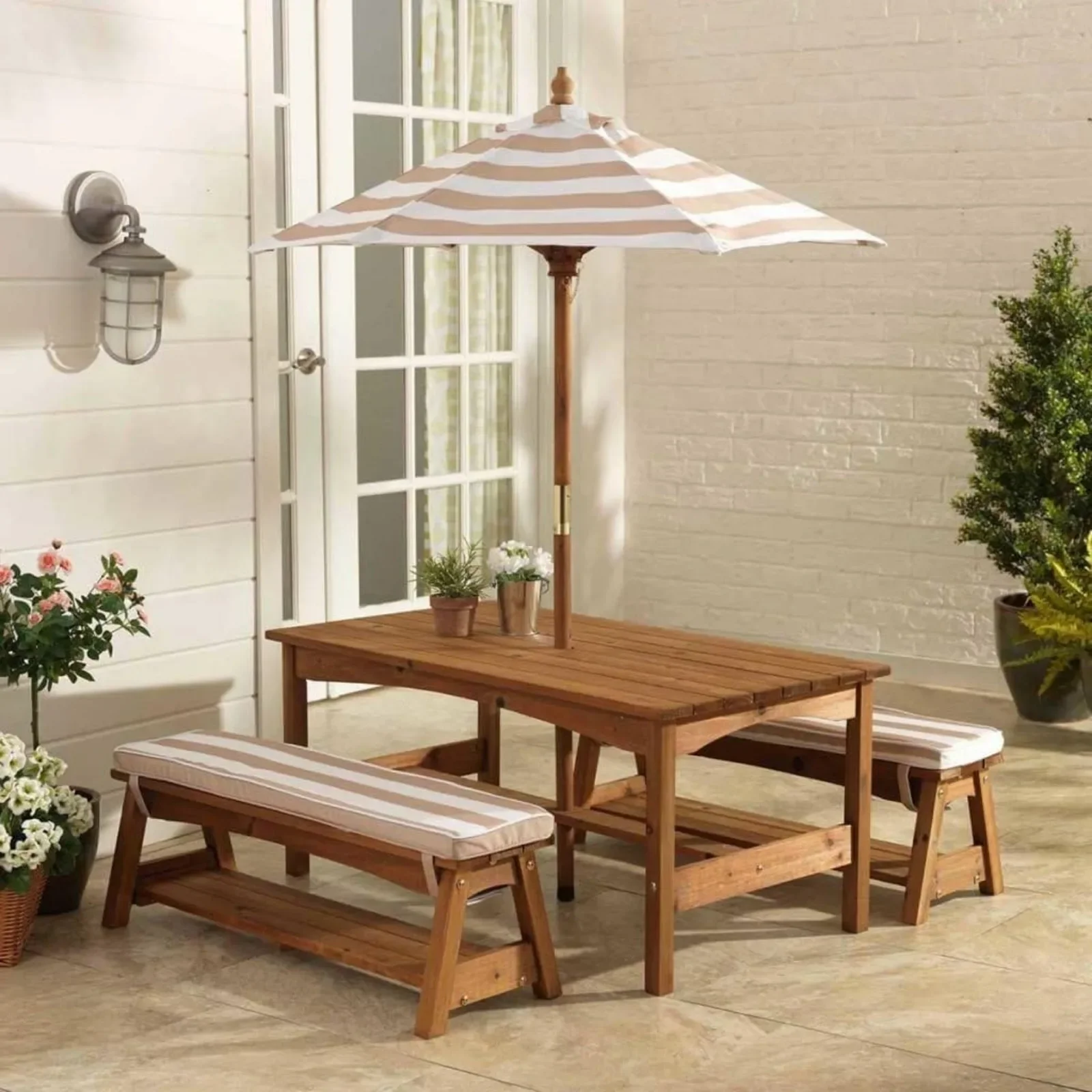 Voor buiten houten tafel en ba - Kids Outdoor Table With Umbrella recensie en prijs
