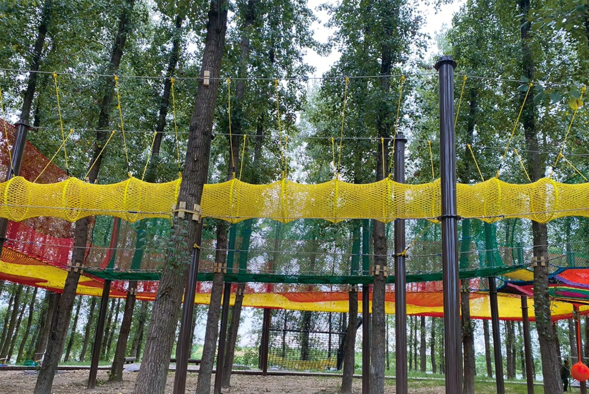 Kleurrijknetten Aangepaste Avo - Kids Outdoor Adventure Park recensie en prijs